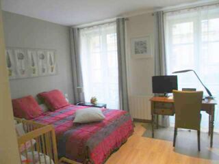  Appartement à louer 3 pièces 95 m²