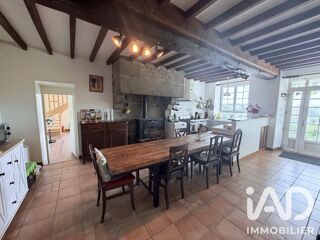  Maison à vendre 11 pièces 243 m²