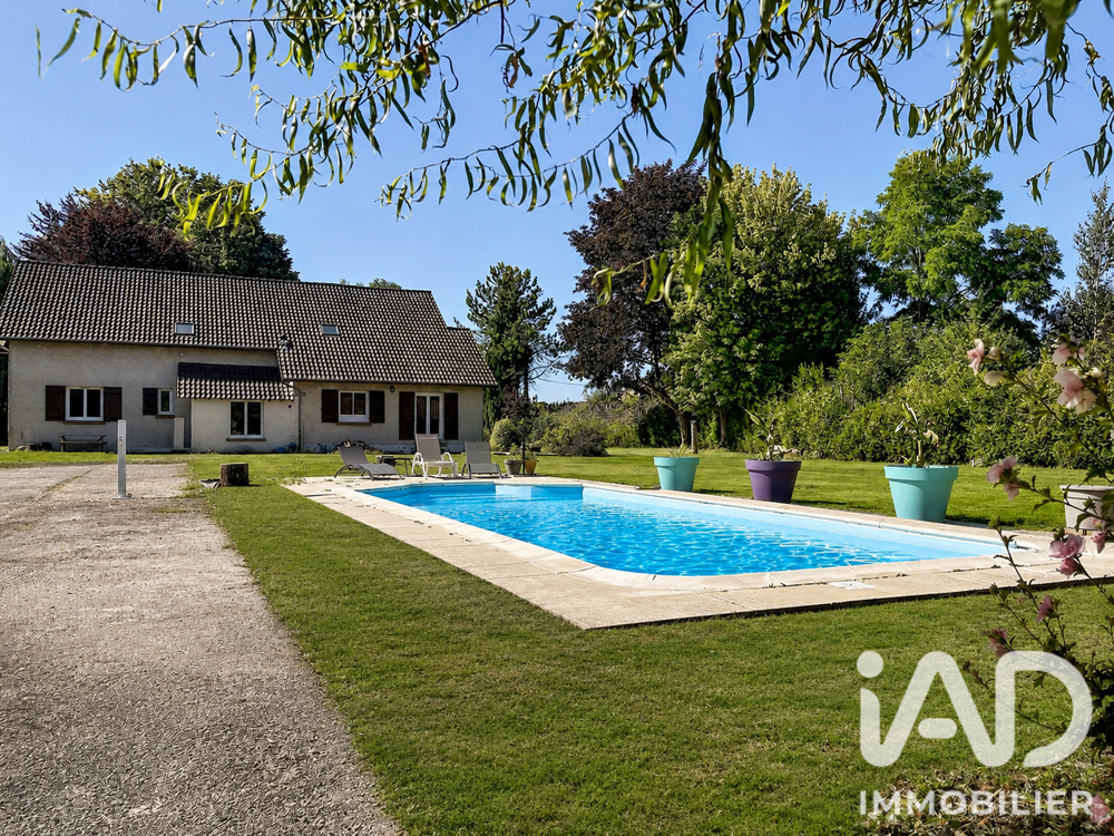 Vente Maison Vente Maison/villa 9 pièces Courtisols