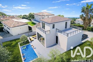  Maison 6 pi�ces 132 m� Les issambres