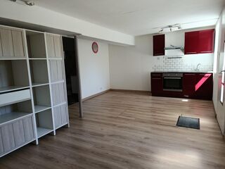 Appartement à louer 1 pièce 34 m²