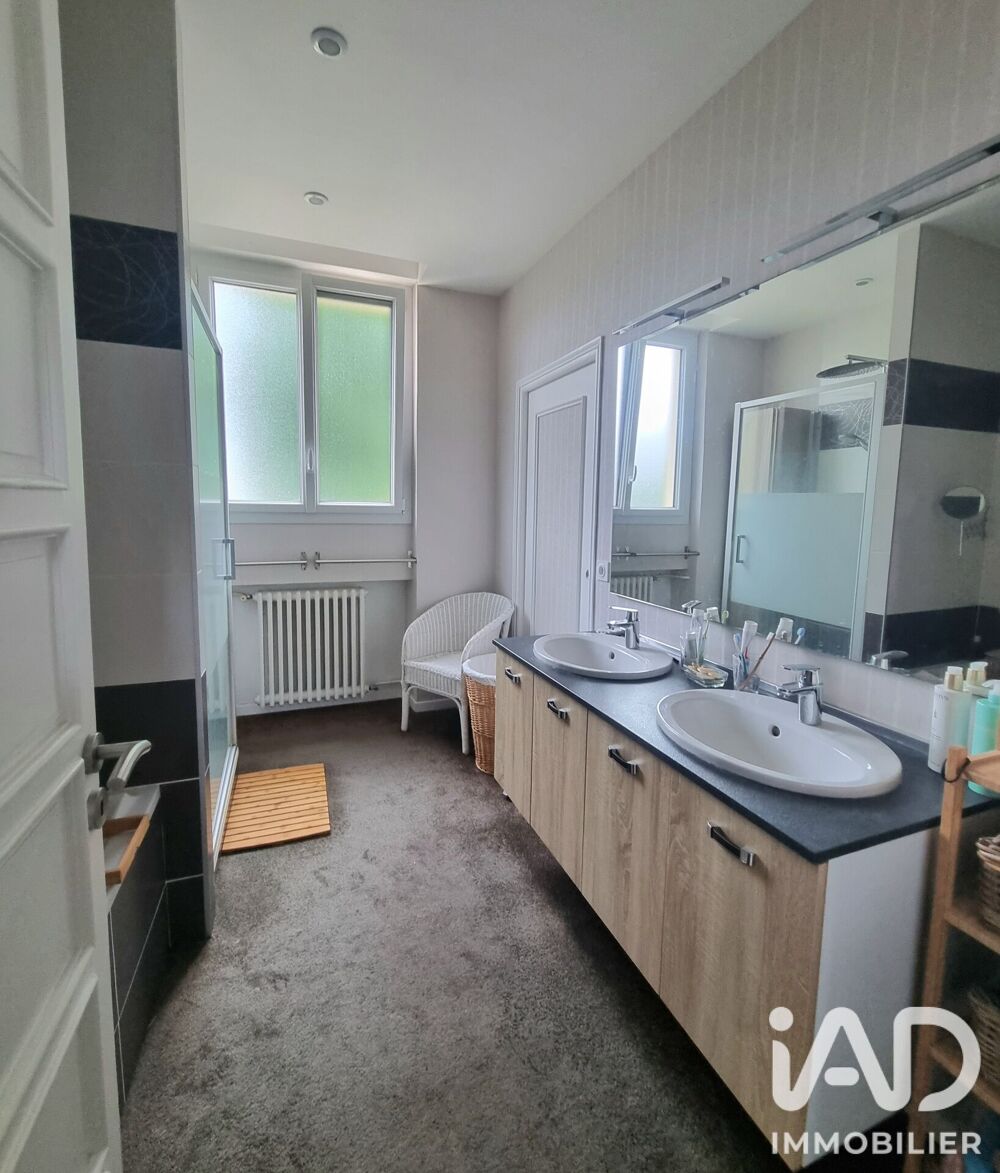 à vendre  Maison Brissac-Quincé (49320)