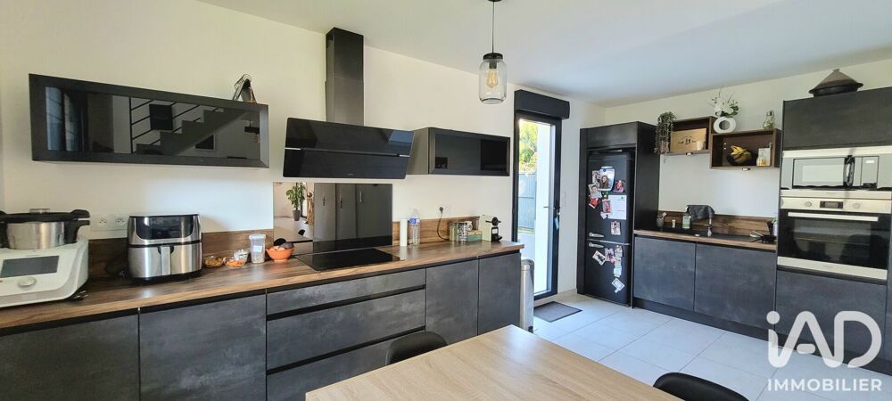 vente Maison - 6 pièce(s) - 140 m² Oissel (76350)