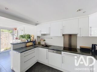  Maison à louer 6 pièces 124 m²