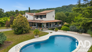  Maison à vendre 9 pièces 240 m²