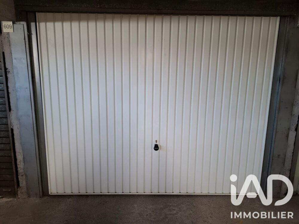 Vente Parking/Garage Vente Garage 14 m&sup2; Saint-Étienne