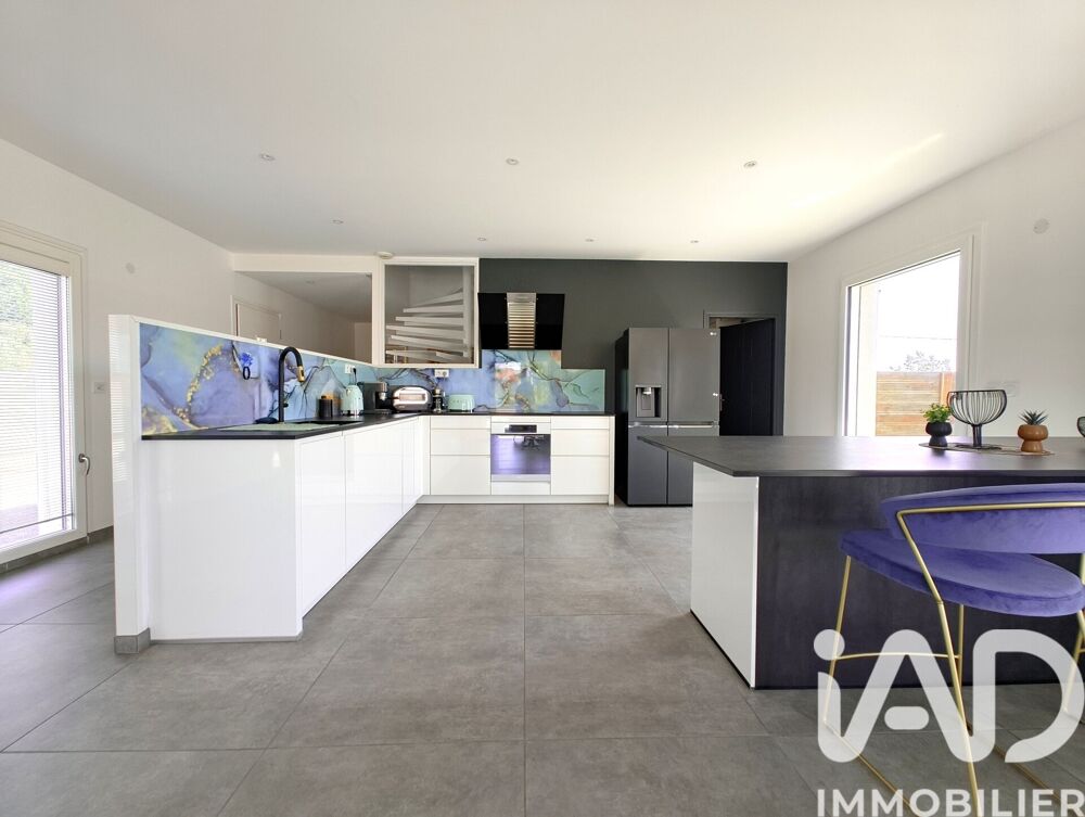 vente Maison - 5 pièce(s) - 170 m² Mezel (63115)
