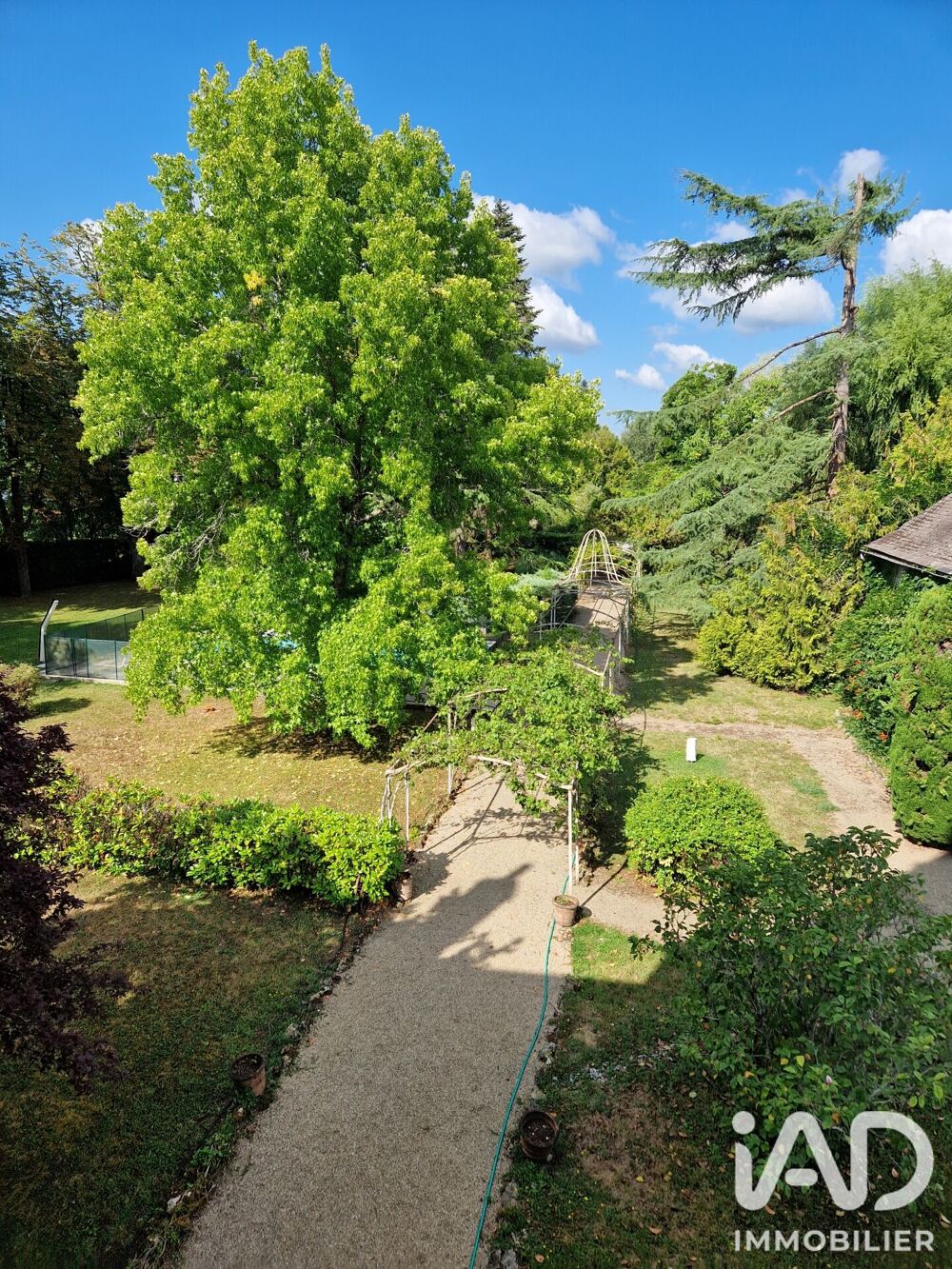 à vendre  Maison Terrasson-Lavilledieu (24120)