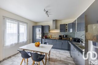  Maison à vendre 8 pièces 165 m²