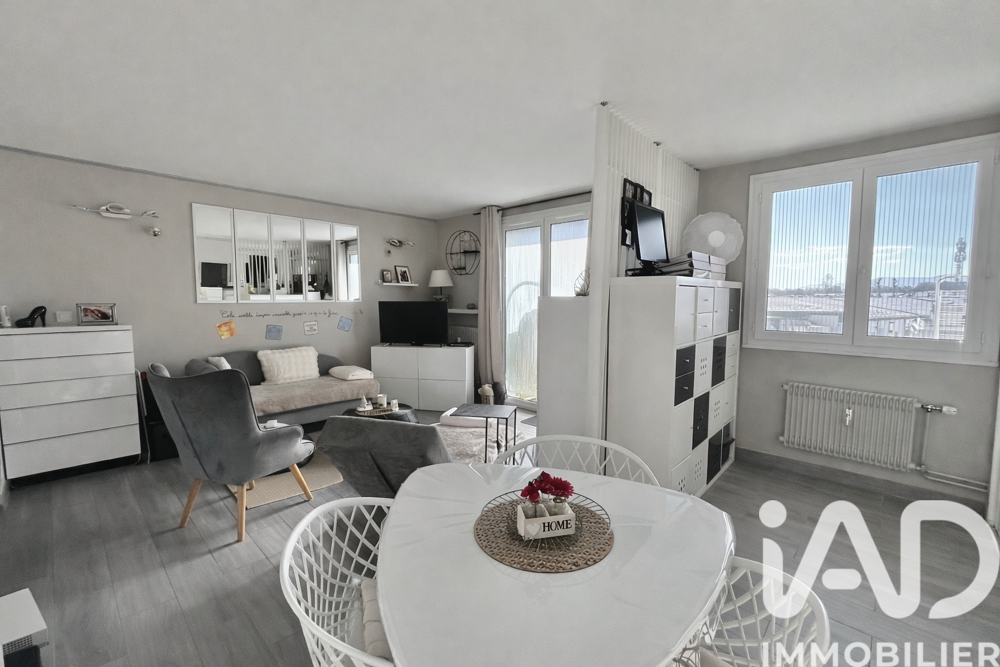 vente Appartement - 3 pièce(s) - 66 m² Pierre-Bénite (69310)