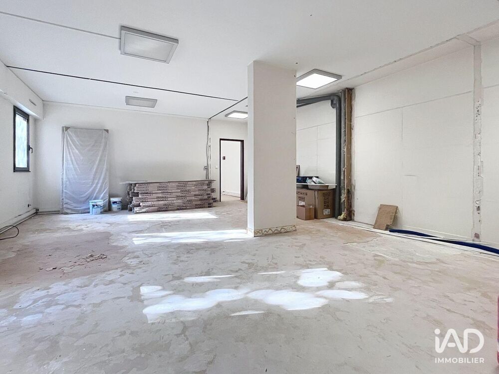   Location Bureaux 80 m&sup2; Garches