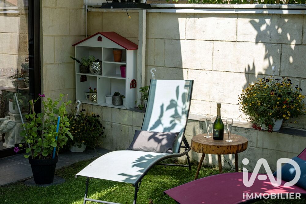 à vendre  Maison Saint-Denis-de-Pile (33910)