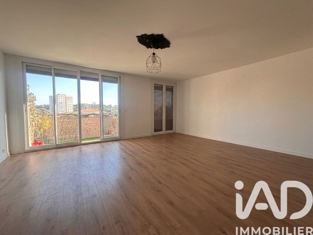 Appartement 3 pièces 78 m² · à Toulon · 78 m² · 154 500 €