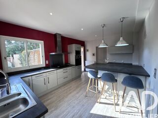  Maison à vendre 9 pièces 220 m²