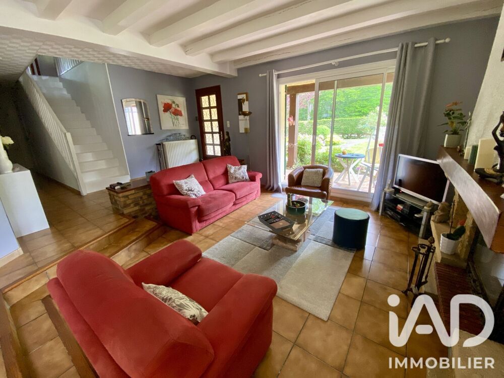 Vente Maison Vente Maison traditionnelle 9 pièces Saint-hilaire-les-andrésis