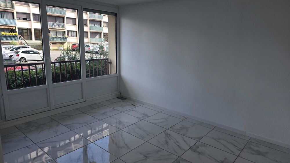 location Appartement - 3 pièce(s) - 61 m² Échirolles (38130)