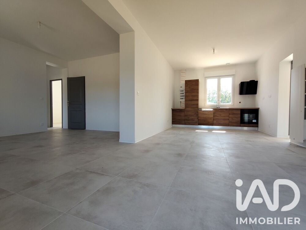 Vente Maison Vente Maison traditionnelle 4 pièces La roche-chalais