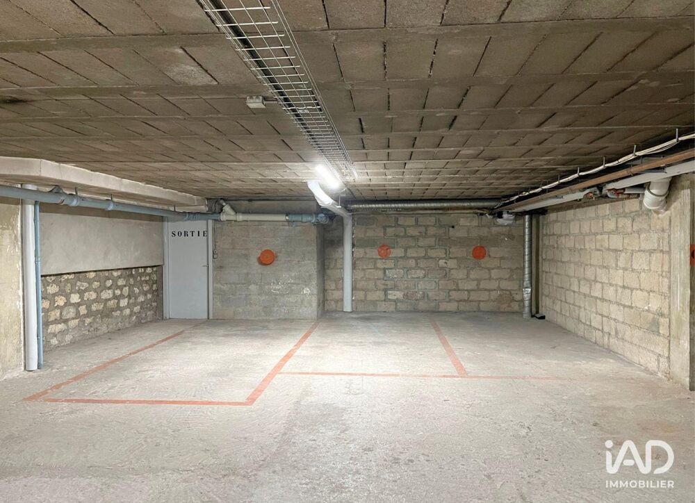 Location Parking/Garage Location Parking 10 m&sup2; Paris 14