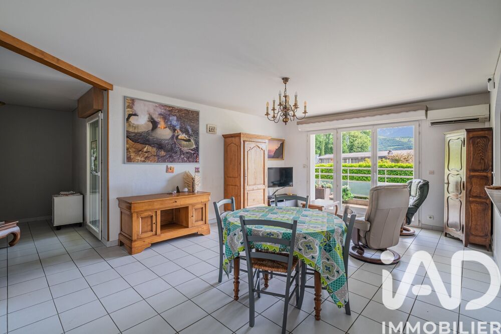 vente Appartement - 4 pièce(s) - 81 m² Saint-Martin-d'Hères (38400)