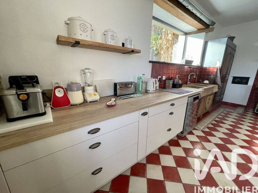 Vente Maison Vente Maison de village 9 pièces Lauresses