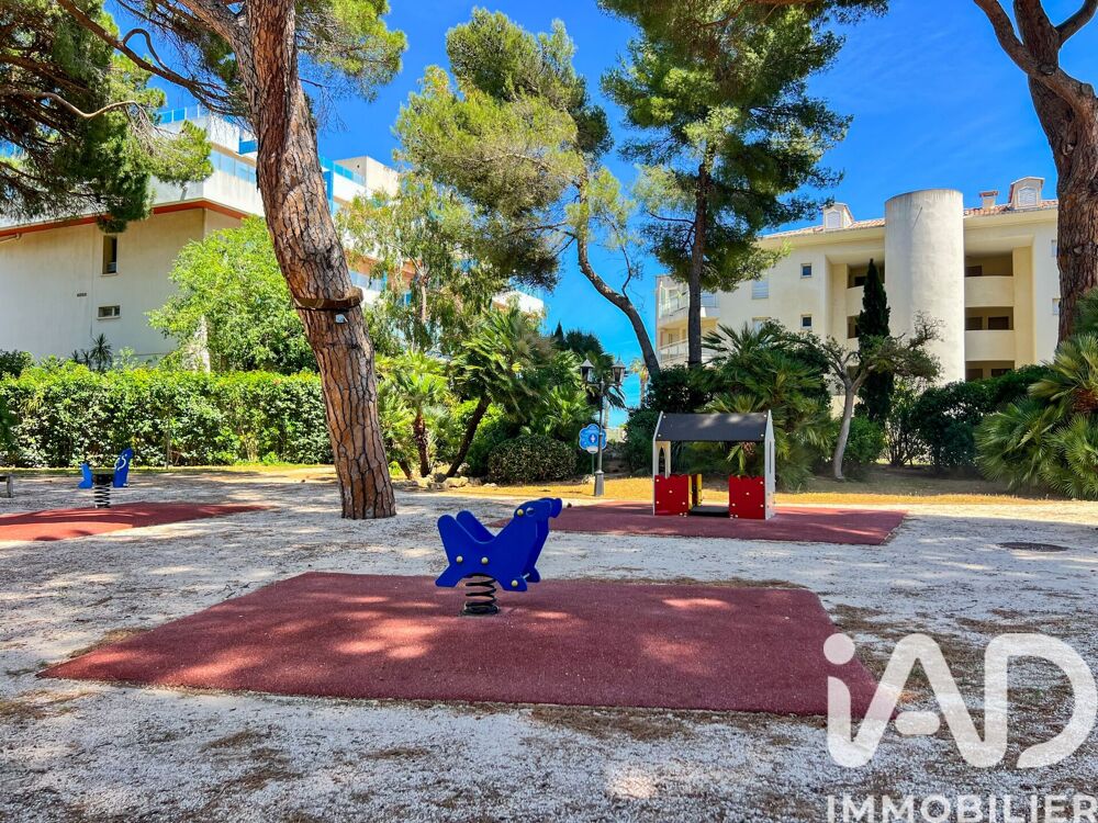 à vendre  Appartement Hyères (83400)
