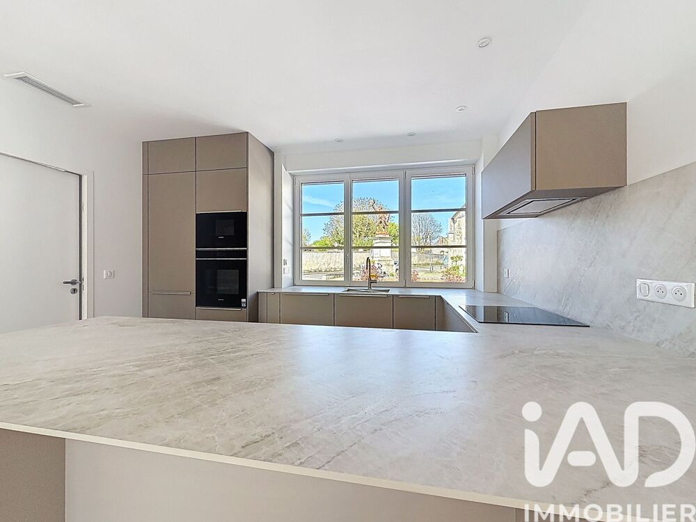 vente Maison - 6 pièce(s) - 138 m² Sainte-Soulle (17220)