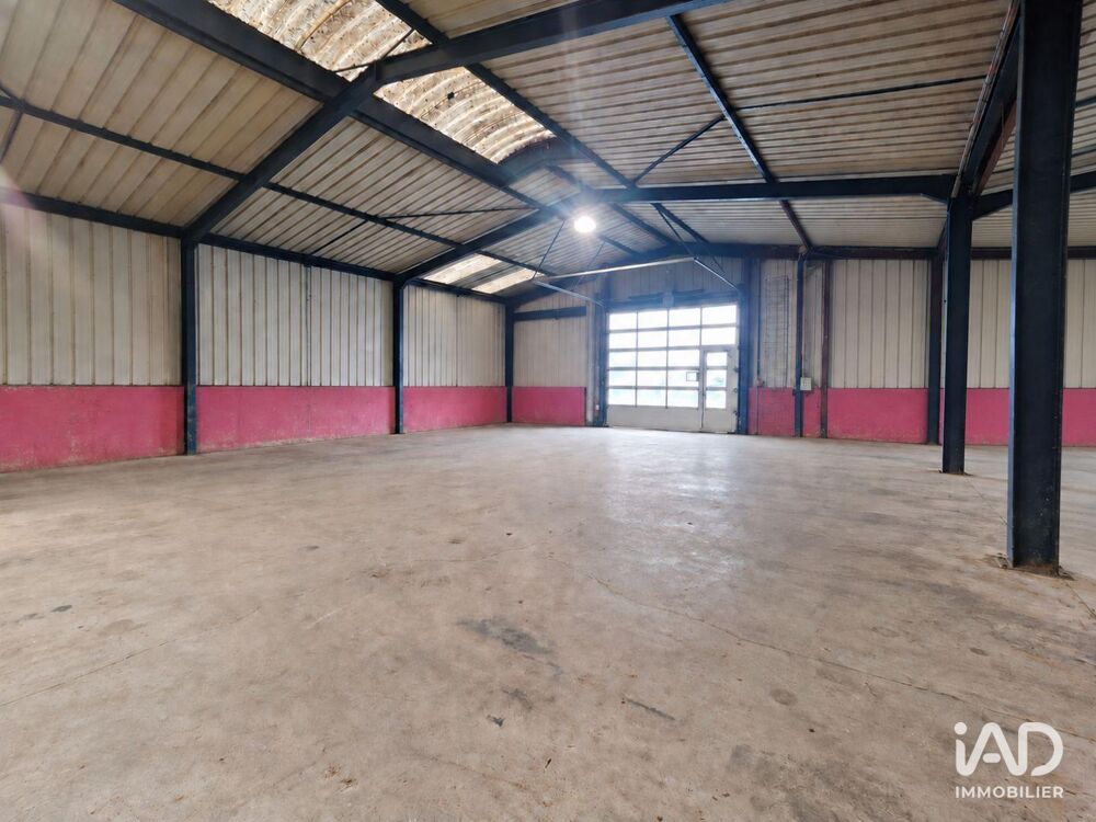   Location Local d'activités 490 m&sup2; 