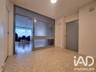  Appartement à louer 5 pièces 110 m²