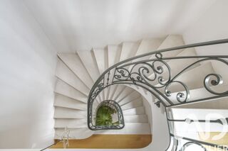  Maison à vendre 10 pièces 251 m²