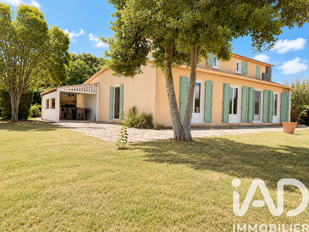 Vente Maison Vente Maison/villa 6 pièces Saint-julien-les-rosiers