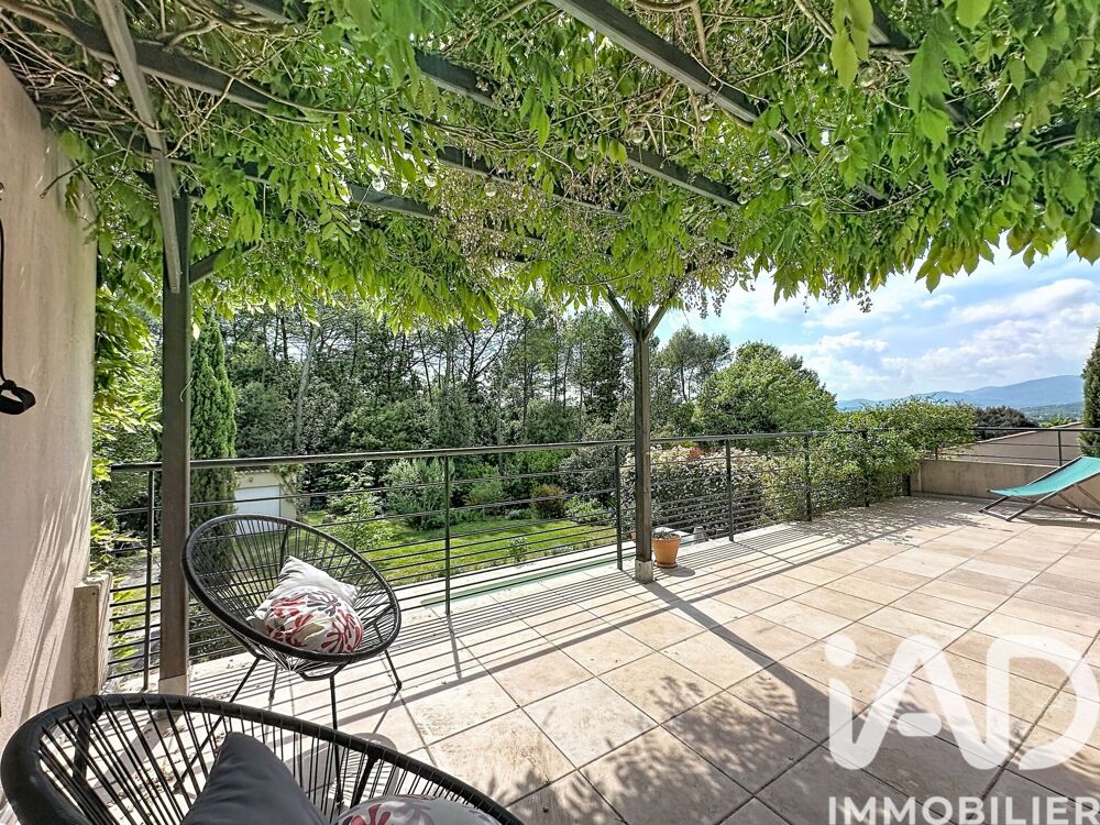 � vendre  Maison Montauroux (83440)