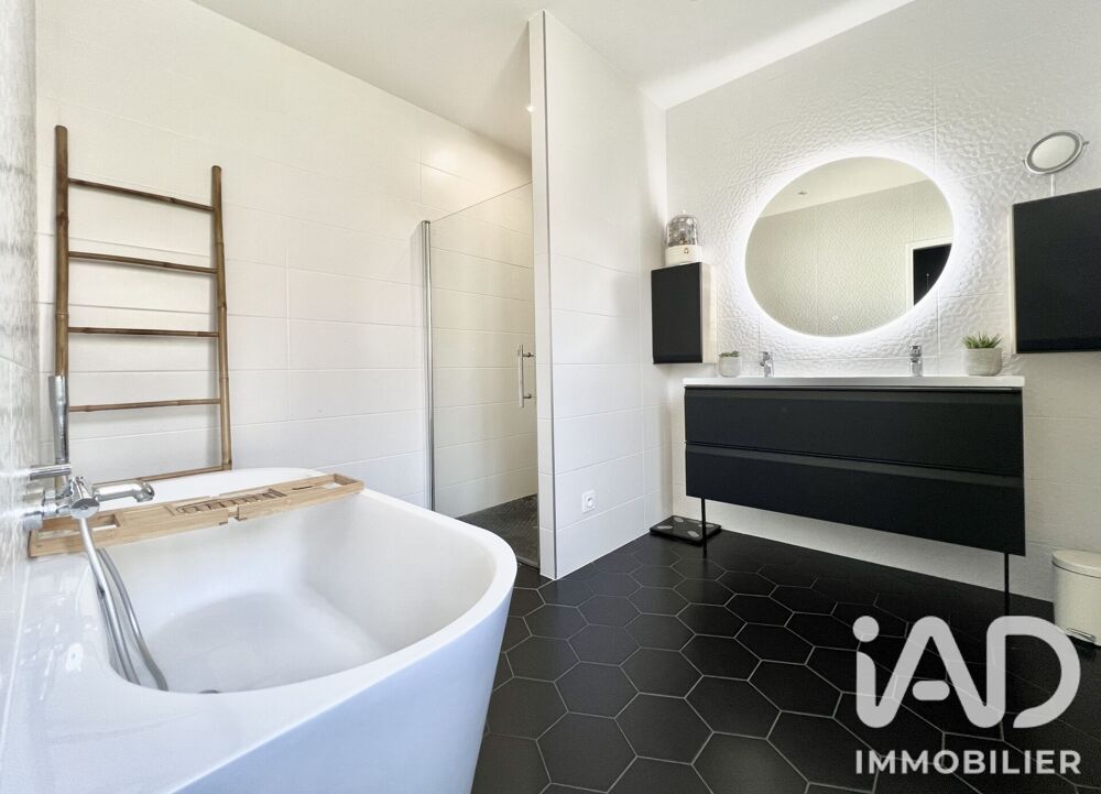 à vendre  Maison La Rochelle (17000)