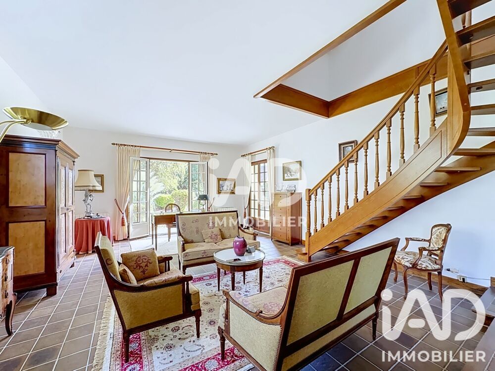 Vente Maison Vente Maison/villa 9 pièces Varennes-jarcy