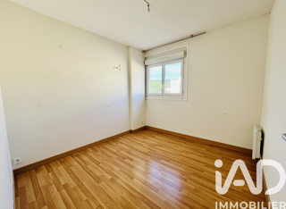  Appartement à louer 4 pièces 79 m²