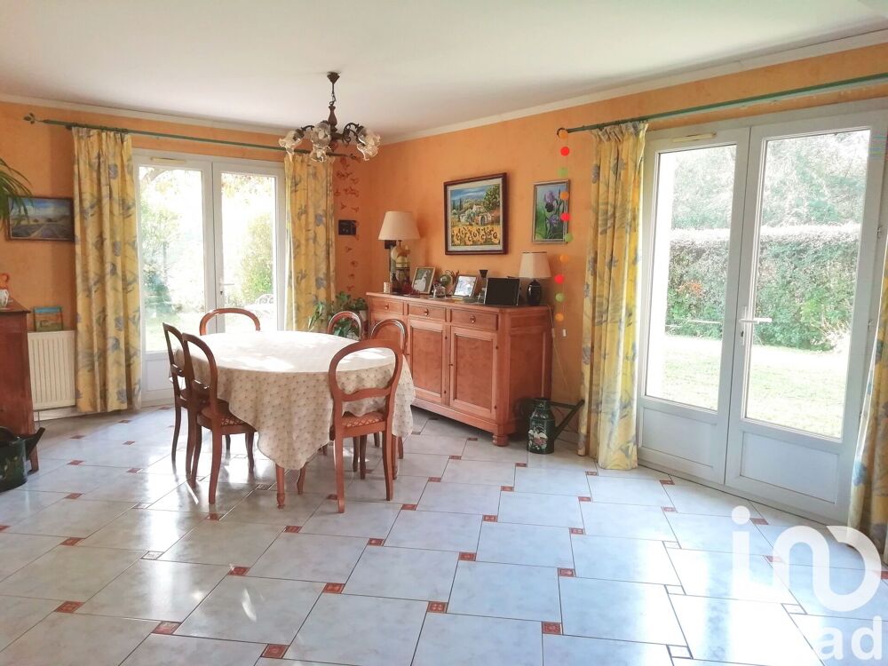 Vente Maison Vente Maison traditionnelle 8 pièces Moissy-cramayel