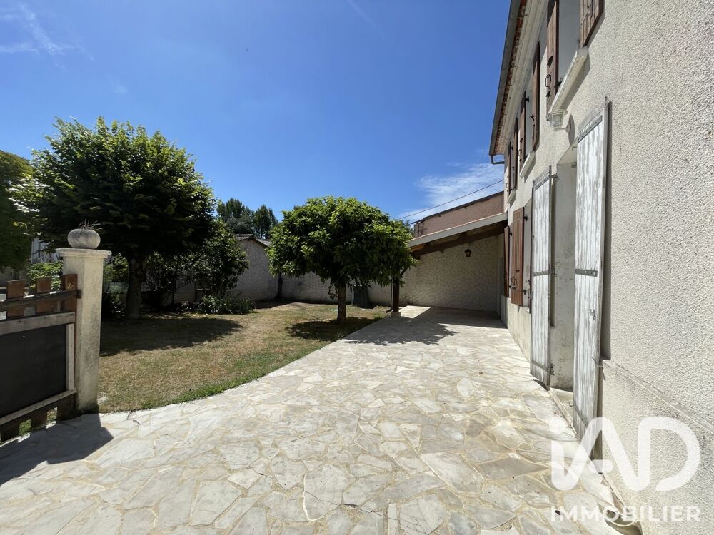 Vente Maison Vente Maison/villa 5 pièces Chadenac