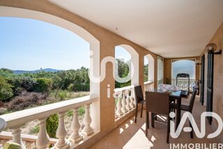  Maison à vendre 15 + pièces 585 m²