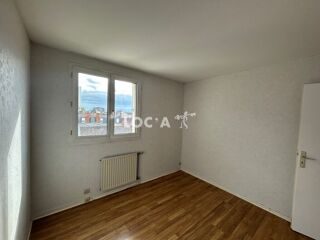  Appartement à louer 2 pièces 46 m²