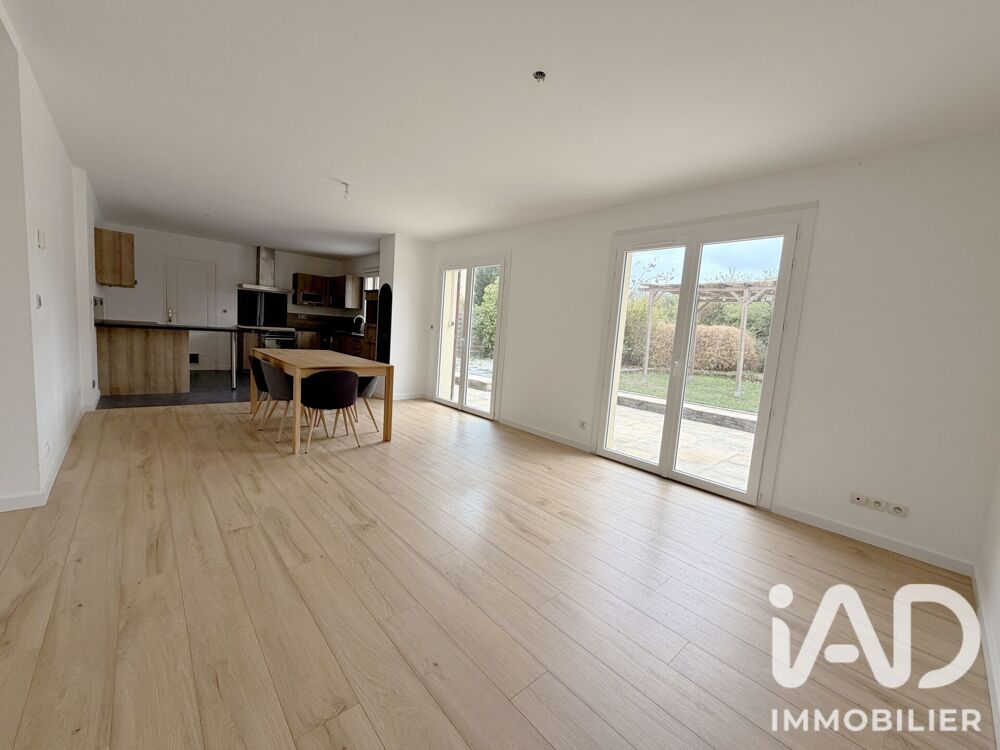 Vente Maison Vente Maison traditionnelle 7 pièces Fontenailles