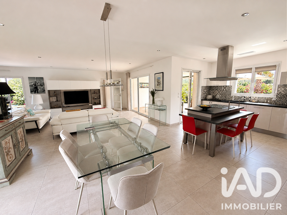 Vente Maison Vente Maison traditionnelle 5 pièces Le plan-de-la-tour