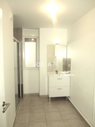  Appartement à louer 1 pièce 35 m²