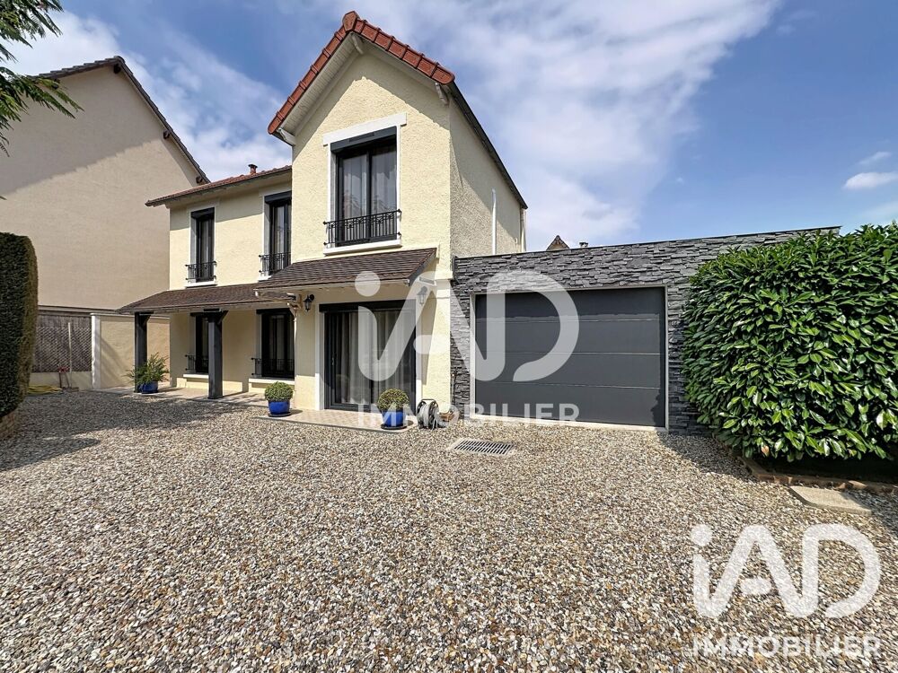 Vente Maison Vente Maison traditionnelle 6 pièces Le coudray-montceaux