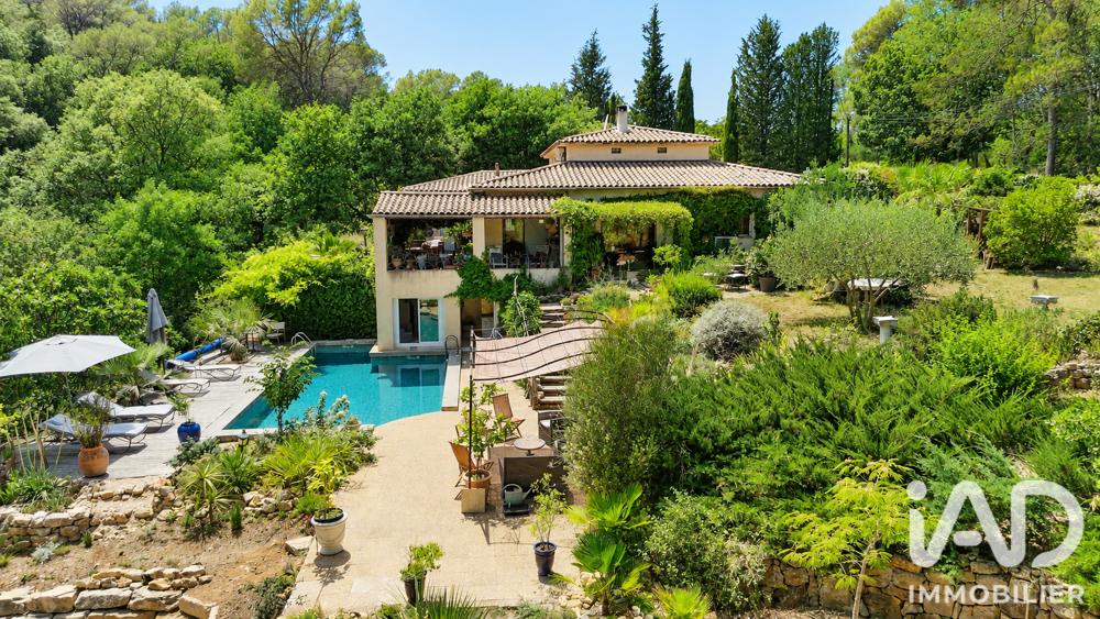Vente Maison Vente Maison traditionnelle 8 pièces Tourrettes