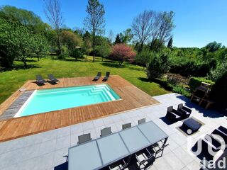  Maison à vendre 8 pièces 218 m²