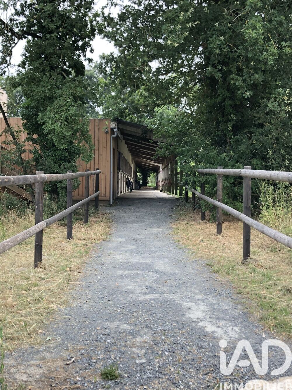 Vente Haras 18 pièces
