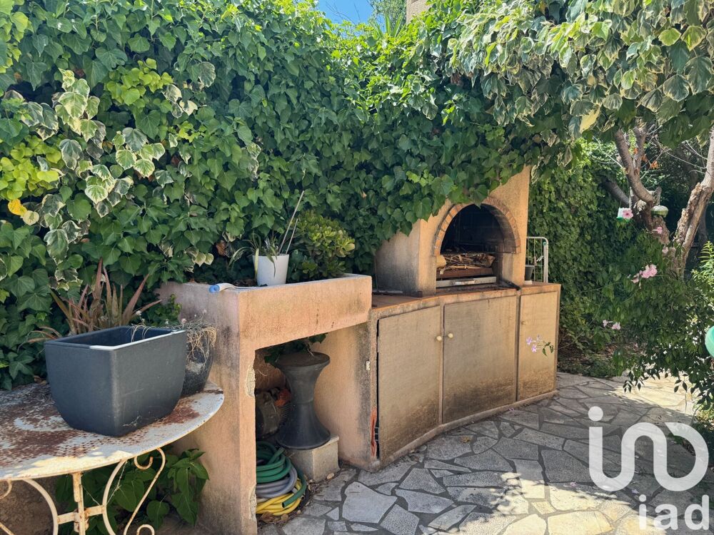 Vente Maison Vente Maison traditionnelle 6 pièces La londe-les-maures