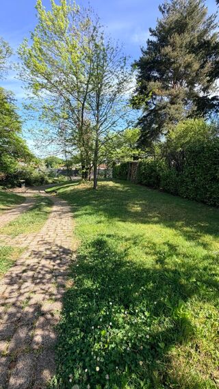  Terrain � vendre 700 m�