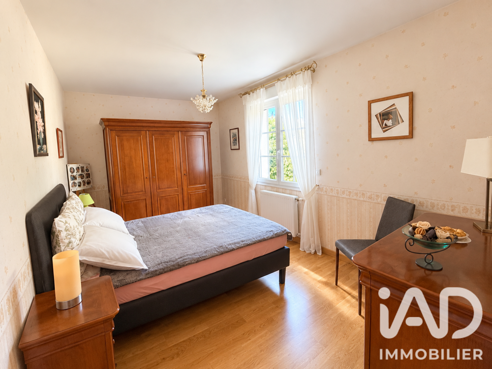 Vente Maison Vente Maison traditionnelle 8 pièces Saint-cyr-sur-loire