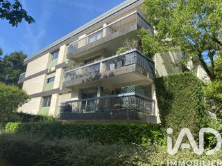  Appartement à louer 3 pièces 103 m²