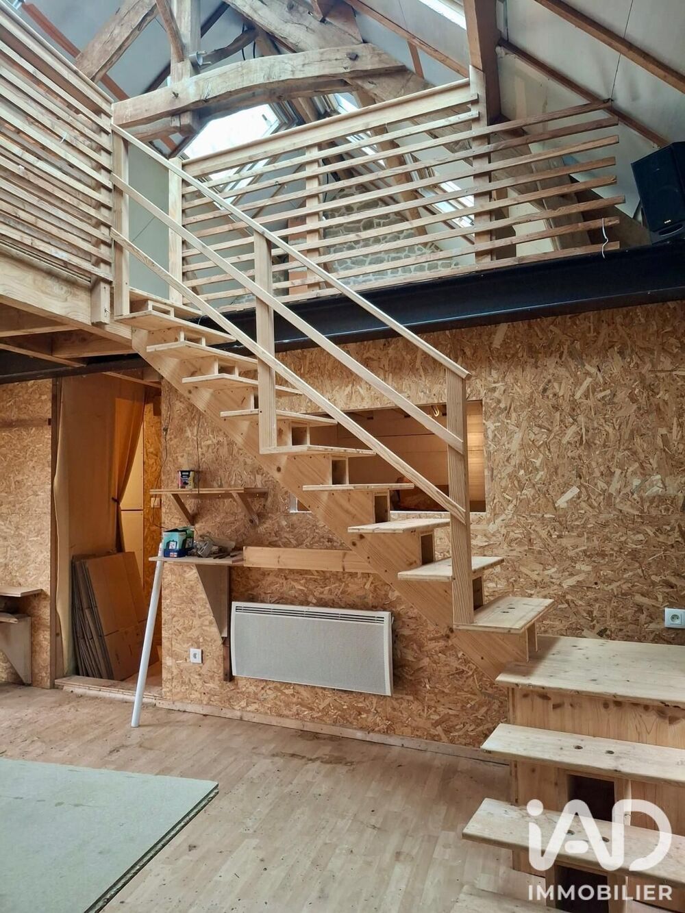 Vente Maison Vente Grange 4 pièces Faux-la-montagne